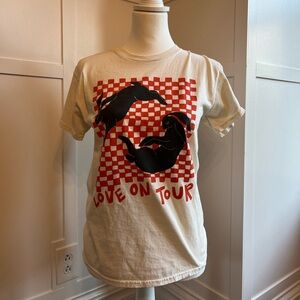 harry styles love on tour tee